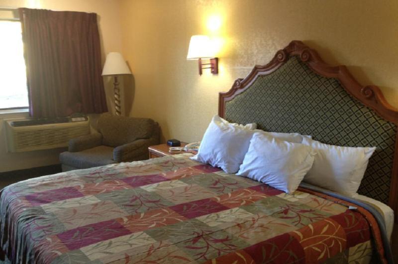 Days Inn By Wyndham San Marcos Eksteriør bilde